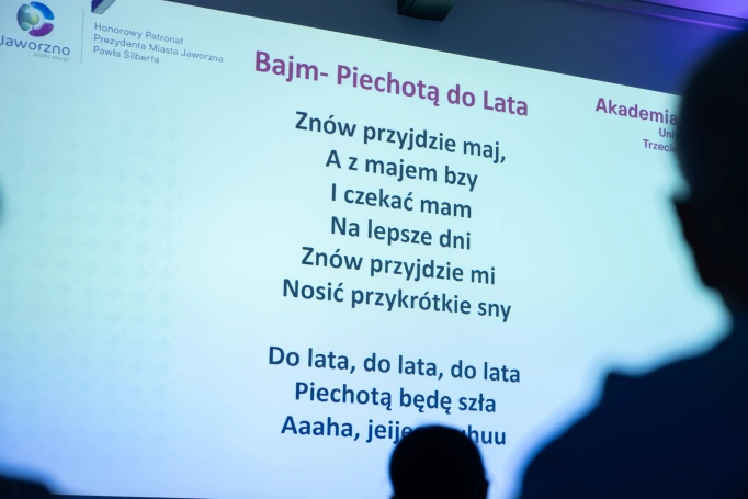 Zdjęcie nr 70 z galerii Uroczysta Gala Zakończenia Roku Akademickiego 2025/2026 Uniwersytetu Trzeciego Wieku Akademii WSB w Jaworznie