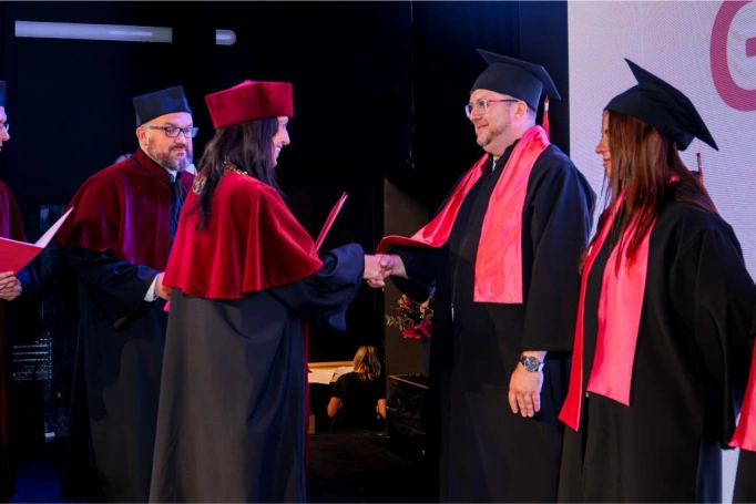 Zdjęcie nr 41 z galerii Gala Akademicka Akademii WSB Wydziału w Cieszynie | 30.06.2026