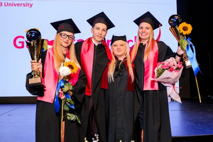 Zdjęcie nr 56 z galerii Gala Akademicka Akademii WSB Wydziału Zamiejscowego w Cieszynie