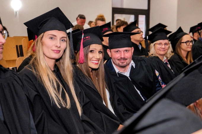 Zdjęcie nr 38 z galerii Dyplomy, wyr&oacute;żnienia i nowe zawodowe możliwości