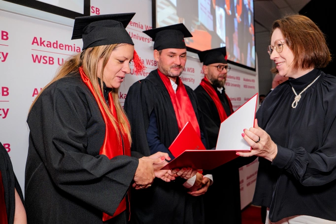 Zdjęcie nr 55 z galerii Dyplomy, wyr&oacute;żnienia i nowe zawodowe możliwości