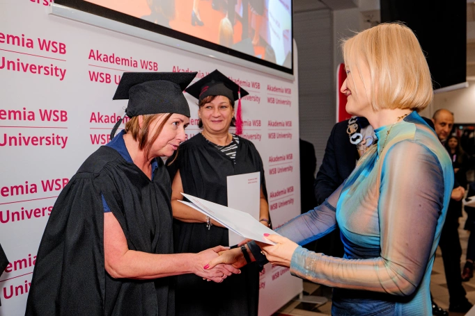 Zdjęcie nr 79 z galerii Dyplomy, wyr&oacute;żnienia i nowe zawodowe możliwości