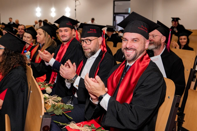 Zdjęcie nr 8 z galerii Diplomas, Distinctions and New Professional Opportunities