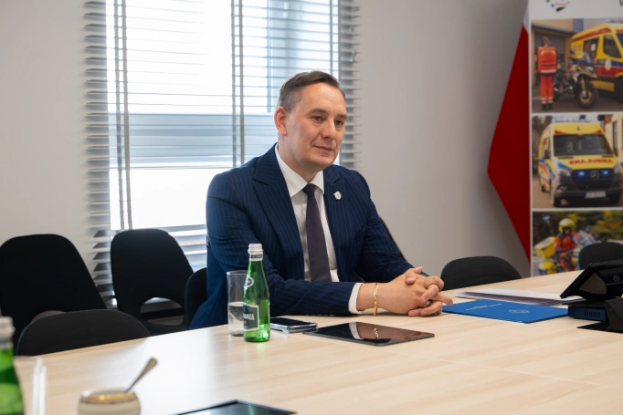Zdjęcie nr 8 z galerii Akademia WSB i Wojew&oacute;dzkie Pogotowie Ratunkowe w Katowicach rozpoczynają wsp&oacute;łpracę