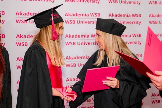 Zdjęcie nr 22 z galerii Gala Wręczenia Dyplom&oacute;w Absolwentom Collegium Medicum - Wydziału Medycznego Akademii WSB 
