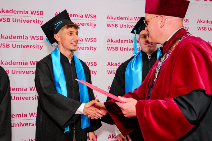 Zdjęcie nr 28 z galerii Gala Wręczenia Dyplom&oacute;w Absolwentom Collegium Medicum - Wydziału Medycznego Akademii WSB 