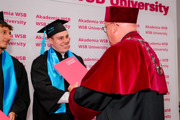 Zdjęcie nr 29 z galerii Gala Wręczenia Dyplom&oacute;w Absolwentom Collegium Medicum - Wydziału Medycznego Akademii WSB 