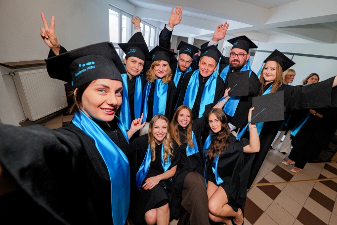 Zdjęcie nr 58 z galerii Gala Wręczenia Dyplom&oacute;w Absolwentom Collegium Medicum - Wydziału Medycznego Akademii WSB 