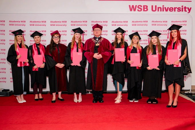 Zdjęcie nr 73 z galerii Gala Wręczenia Dyplom&oacute;w Absolwentom Collegium Medicum - Wydziału Medycznego Akademii WSB 