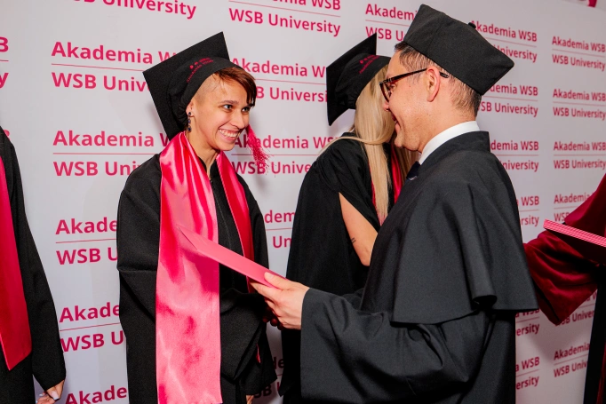 Zdjęcie nr 86 z galerii Gala Wręczenia Dyplom&oacute;w Absolwentom Collegium Medicum - Wydziału Medycznego Akademii WSB 