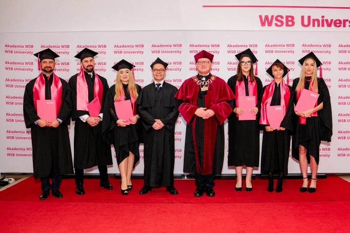 Zdjęcie nr 89 z galerii Gala Wręczenia Dyplom&oacute;w Absolwentom Collegium Medicum - Wydziału Medycznego Akademii WSB 