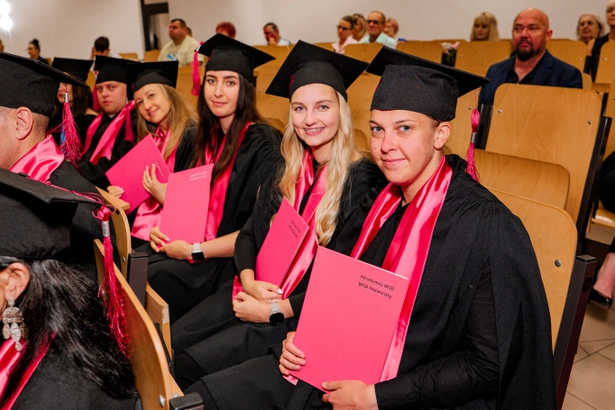 Zdjęcie nr 71 z galerii Gala Wręczenia Dyplom&oacute;w Absolwentom Collegium Medicum - Wydziału Medycznego Akademii WSB 