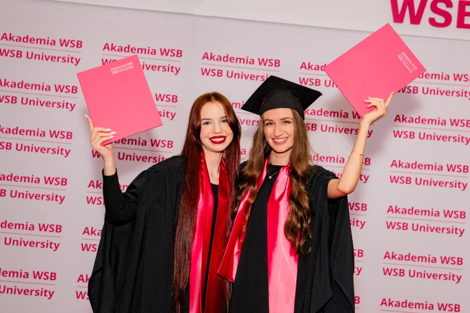 Zdjęcie nr 51 z galerii Gala Wręczenia Dyplom&oacute;w Absolwentom Collegium Medicum - Wydziału Medycznego Akademii WSB 