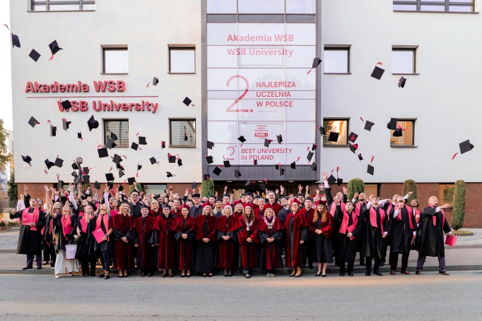 Zdjęcie nr 1 z galerii Graduates of WSB University&rsquo;s First-Cycle Degree Programmes Received Their Diplomas