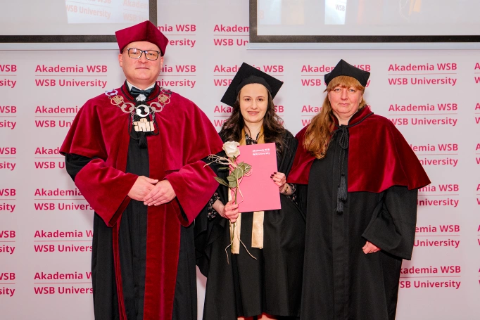 Zdjęcie nr 55 z galerii Uroczysty finał akademickiej drogi | Gala studi&oacute;w II stopnia i jednolitych magisterskich