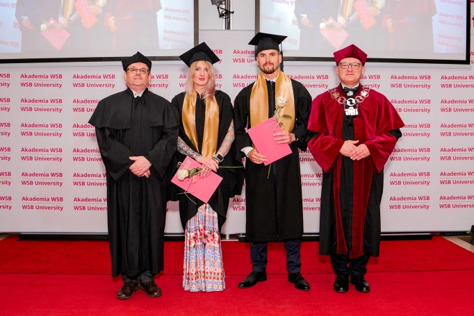 Zdjęcie nr 56 z galerii Uroczysty finał akademickiej drogi | Gala studi&oacute;w II stopnia i jednolitych magisterskich