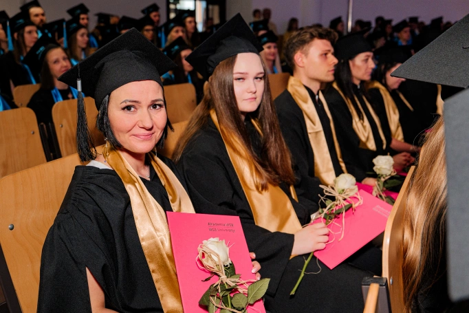 Zdjęcie nr 87 z galerii Uroczysty finał akademickiej drogi | Gala studi&oacute;w II stopnia i jednolitych magisterskich