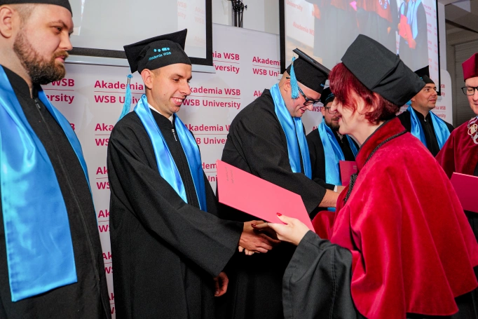 Zdjęcie nr 99 z galerii Uroczysty finał akademickiej drogi | Gala studi&oacute;w II stopnia i jednolitych magisterskich