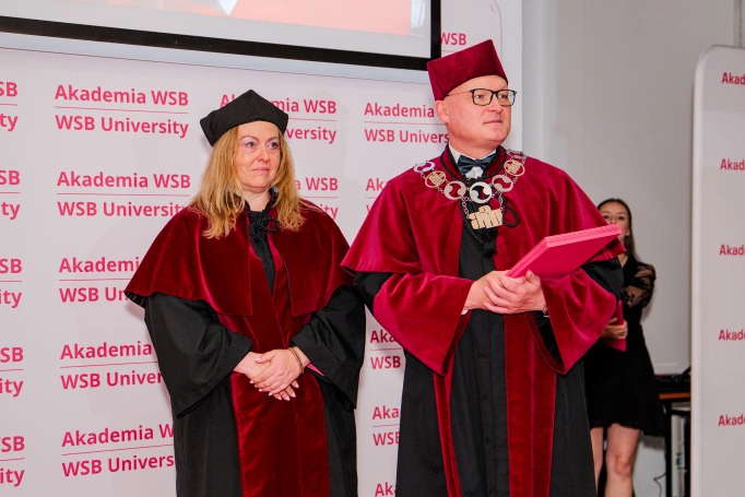 Zdjęcie nr 152 z galerii Uroczysty finał akademickiej drogi | Gala studi&oacute;w II stopnia i jednolitych magisterskich