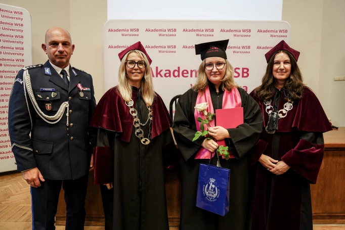 Zdjęcie nr 47 z galerii Warszawscy Absolwenci Akademii WSB odebrali dyplomy. Wyjątkowa gala zwieńczyła pierwszy rok działalności wydziału