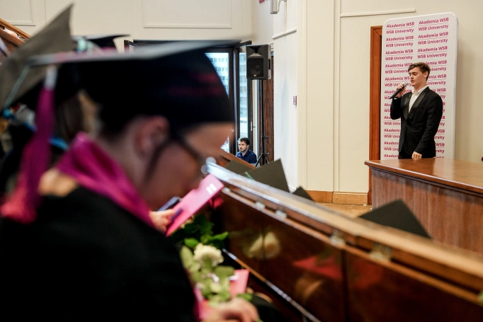 Zdjęcie nr 84 z galerii Warszawscy Absolwenci Akademii WSB odebrali dyplomy. Wyjątkowa gala zwieńczyła pierwszy rok działalności wydziału