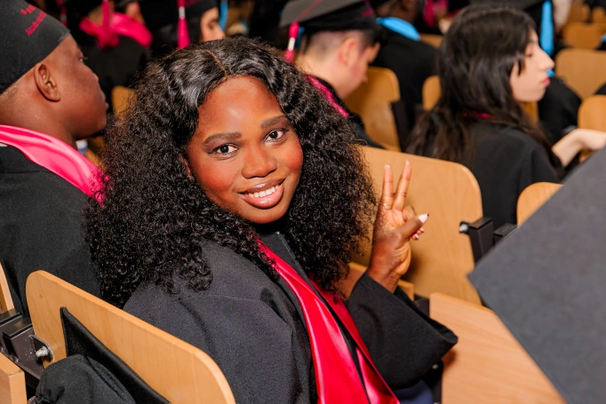 Zdjęcie nr 75 z galerii International Students Celebrate Their Graduation at WSB University
