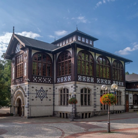 Zdjęcie nr 5 z galerii Zamkowa przygoda z UTW &ndash; Ruszamy do Książa, Wałbrzycha i Szczawna-Zdroju!