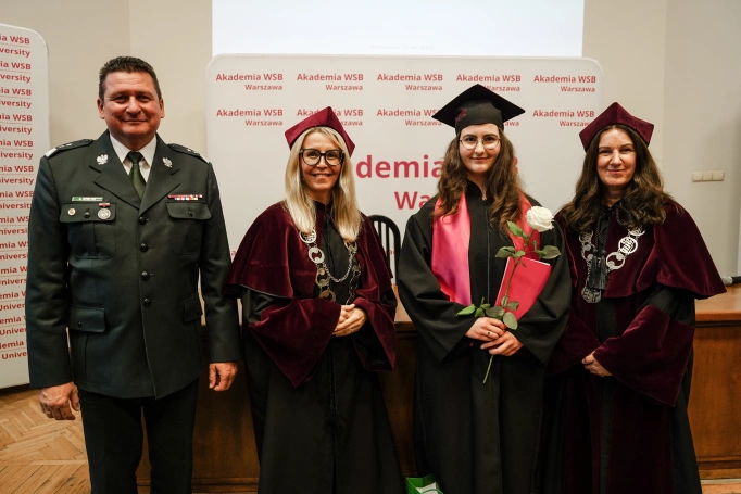 Zdjęcie nr 4 z galerii WSB University Graduates in Warsaw Receive Their Diplomas. A Special Gala Marks the Completion of the Faculty&rsquo;s First Year