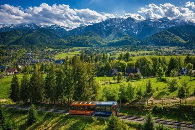 Zdjęcie nr 1 z galerii Zakopane, Podhale & termalny relaks! - ZAPRASZAMY!