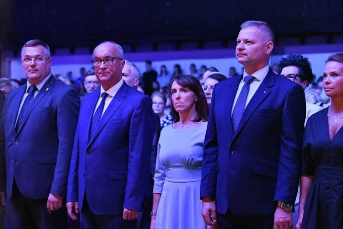 Zdjęcie nr 3 z galerii Wojew&oacute;dzka Inauguracja Roku Szkolnego 2026/2027 w Będzinie 