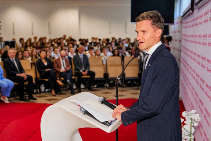 Zdjęcie nr 12 z galerii The Beginning of the 2026/2027 School Year with the Participation of WSB University