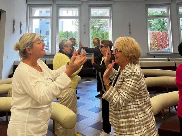 Zdjęcie nr 5 z galerii Śląskie SUPERMOCE 60+: Seniorzy uczą się, jak zadbać o swoje bezpieczeństwo