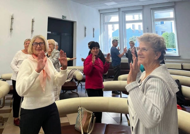 Zdjęcie nr 6 z galerii Śląskie SUPERMOCE 60+: Seniorzy uczą się, jak zadbać o swoje bezpieczeństwo