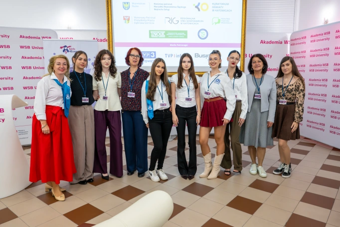 Zdjęcie nr 54 z galerii Girls4Economy fotorelacja