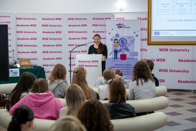 Zdjęcie nr 26 z galerii Girls4Economy fotorelacja