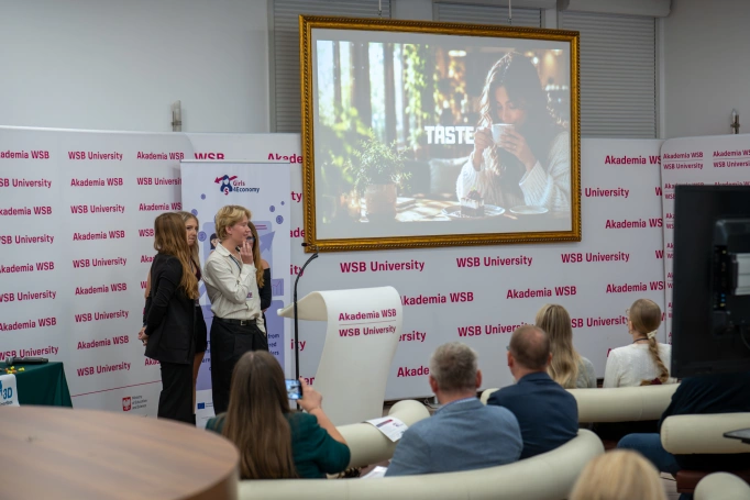 Zdjęcie nr 72 z galerii Girls4Economy fotorelacja