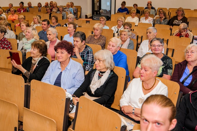 Zdjęcie nr 17 z galerii Razem, aktywnie i z pasją &ndash; Dzień Otwarty UTW Akademii WSB
