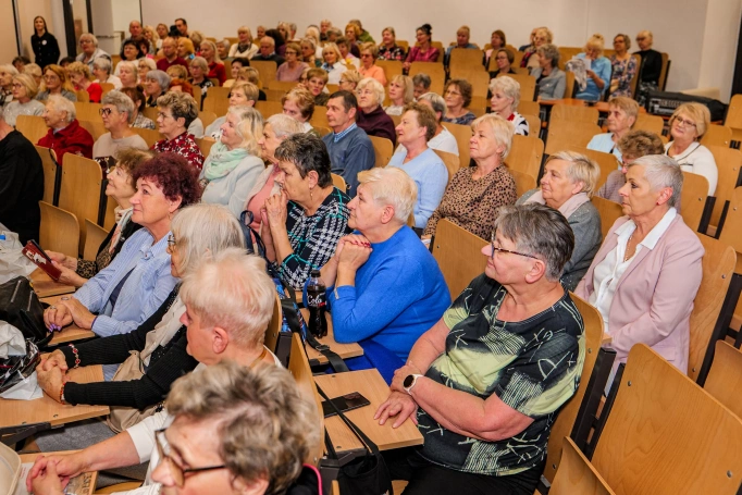 Zdjęcie nr 18 z galerii Razem, aktywnie i z pasją &ndash; Dzień Otwarty UTW Akademii WSB