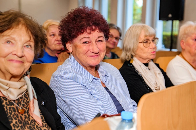 Zdjęcie nr 10 z galerii Razem, aktywnie i z pasją &ndash; Dzień Otwarty UTW Akademii WSB