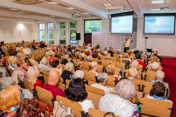Zdjęcie nr 3 z galerii Razem, aktywnie i z pasją &ndash; Dzień Otwarty UTW Akademii WSB