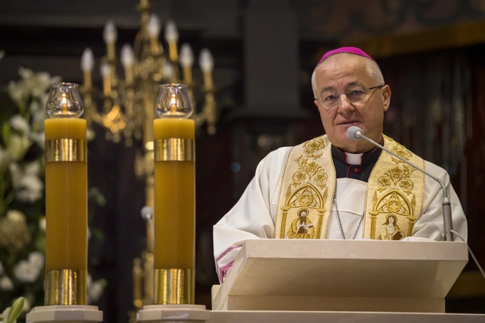 Zdjęcie nr 9 z galerii Nabożeństwo Ekumeniczne w Bazylice pw. Najświętszej Maryi Panny Anielskiej w Dąbrowie G&oacute;rniczej