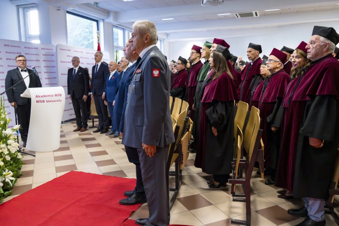 Zdjęcie nr 69 z galerii  32. rok akademicki w Akademii WSB oficjalnie rozpoczęty!