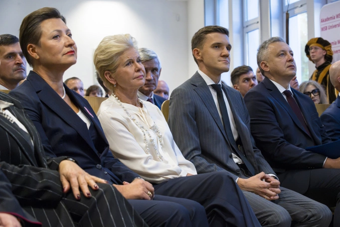 Zdjęcie nr 81 z galerii  32. rok akademicki w Akademii WSB oficjalnie rozpoczęty!