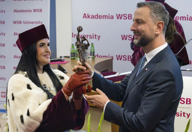Zdjęcie nr 24 z galerii  32. rok akademicki w Akademii WSB oficjalnie rozpoczęty!
