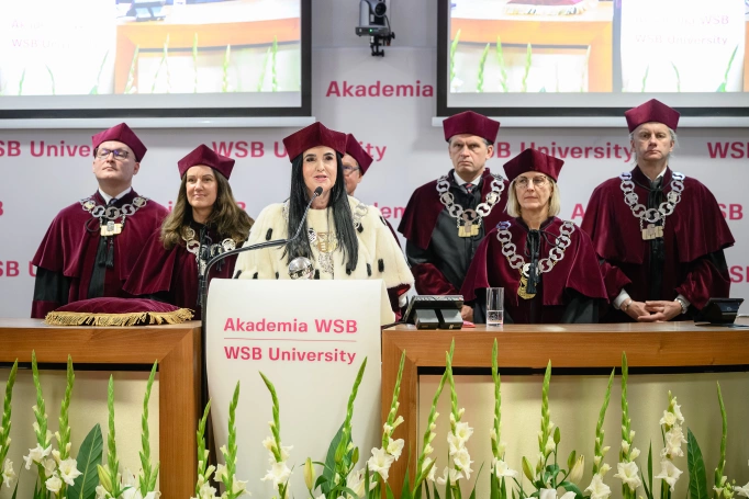 Zdjęcie nr 46 z galerii  32. rok akademicki w Akademii WSB oficjalnie rozpoczęty!