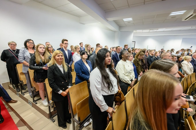 Zdjęcie nr 35 z galerii  32. rok akademicki w Akademii WSB oficjalnie rozpoczęty!