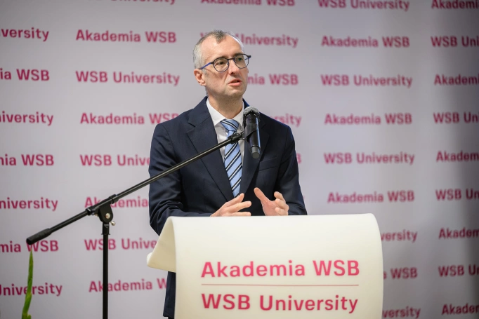 Zdjęcie nr 68 z galerii  32. rok akademicki w Akademii WSB oficjalnie rozpoczęty!