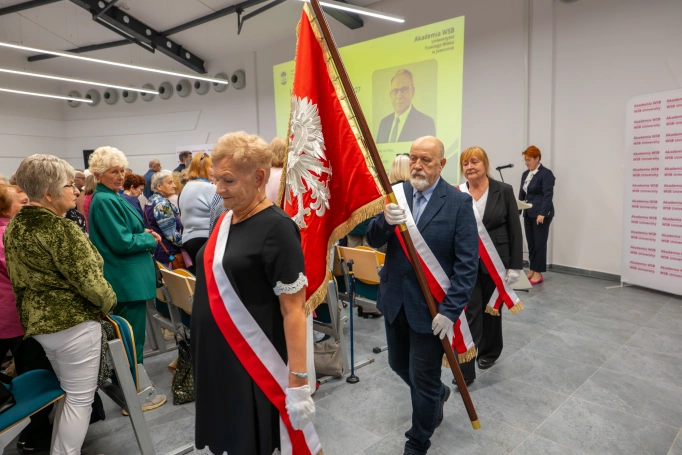 Zdjęcie nr 4 z galerii Uroczysta inauguracja roku akademickiego 2026/2027 Jaworznickiego Uniwersytetu Trzeciego Wieku
