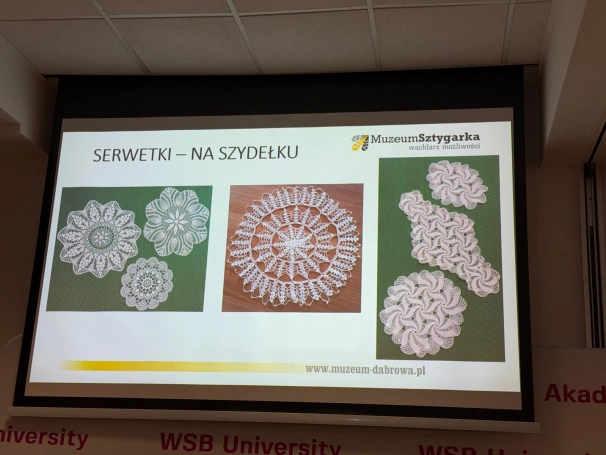 Zdjęcie nr 2 z galerii 6 października w Uniwersytecie Trzeciego Wieku Akademii WSB spotkaliśmy się w wyjątkowej atmosferze!