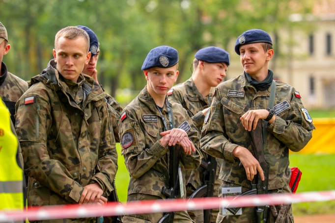 Zdjęcie nr 23 z galerii Trzy dni w koszarach, finał na Wawelu. Za nami XIV Og&oacute;lnopolski Turniej Klas o Profilu Mundurowym - I 